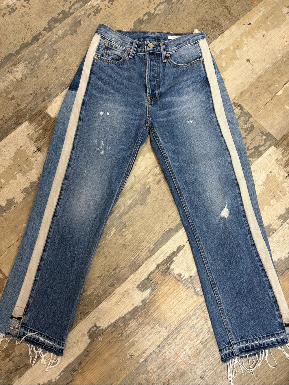 Women’s upcycled NoEnd Crop Straight Jeans